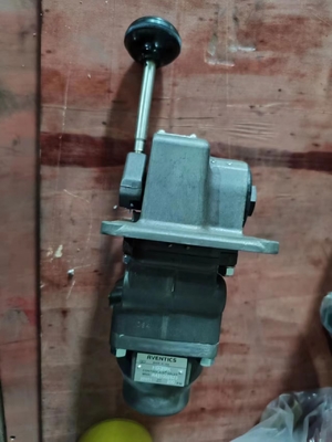 XJ750 Workover Rig Parts วาล์วควบคุมแรงดันรวมของดรัมหลัก
