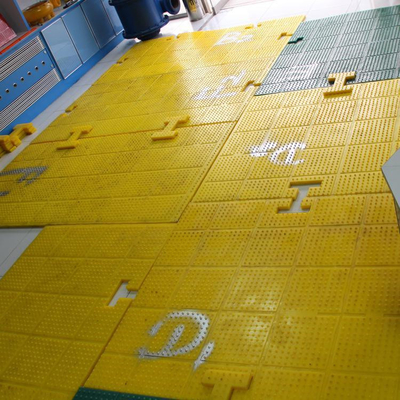 วัสดุ PU Anti Skid Mat 30mm ZP375 สําหรับเครื่องเจาะโต๊ะหมุน