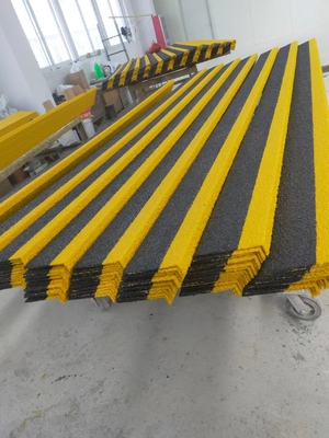 มาตรฐานการทดสอบ FRP Anti-Slip Stair Strip Standard AS4586 สําหรับบันไดเจาะน้ํามัน