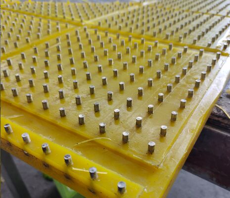 แผ่นกันลื่นโต๊ะหมุนสีเหลือง วัสดุ PU ทนทานต่อการสึกหรอ ออกแบบตามมาตรฐาน ISO 9001 เหมาะสำหรับการใช้งานหนัก