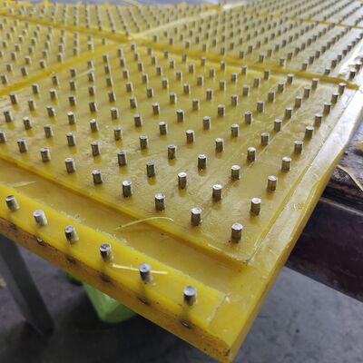 แผ่นกันลื่นโต๊ะหมุนแบบกำหนดเอง PU วัสดุ PU ทนทานต่อการสึกหรอ เข้ากันได้กับ ZP275 สำหรับการใช้งานอุปกรณ์อุตสาหกรรม